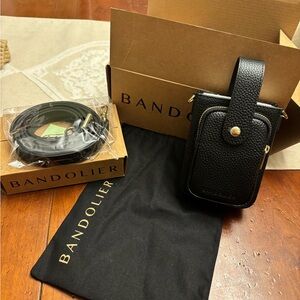 New in box - Bandolier Hailey Phone Holster Black Pebbled Leather Pouch One Size